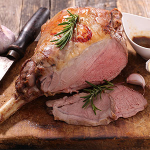 Gigot d'agneau à volonté le mardi et le vendredi midi au Petit Gourmet